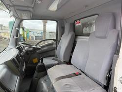 2016 Isuzu Nlr 45-150 NLR 55/45-150 Tipper