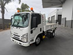 2016 Isuzu Nlr 45-150 NLR 55/45-150 Tipper