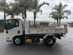 2016 Isuzu Nlr 45-150 NLR 55/45-150 Tipper