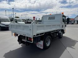 2016 Isuzu Nlr 45-150 NLR 55/45-150 Tipper