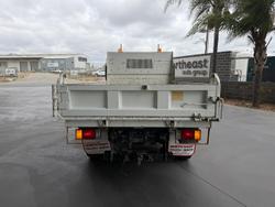 2016 Isuzu Nlr 45-150 NLR 55/45-150 Tipper