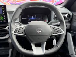 2025 Renault Duster Evolution