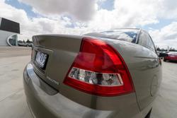 2006 Holden Commodore Executive