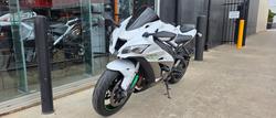 2017 Kawasaki NINJA ZX-10R (ABS) WHITE