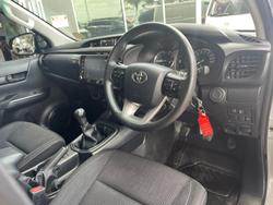 2022 Toyota Hilux SR Hi-Rider