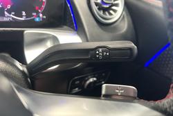 2025 Mercedes-Benz GLB-Class GLB200