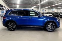 2025 Mercedes-Benz GLB-Class GLB200