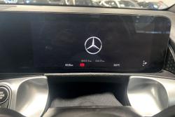 2025 Mercedes-Benz GLB-Class GLB200