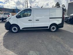 2020 Mitsubishi Express GLX