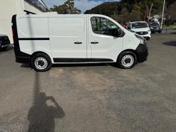 2020 Mitsubishi Express GLX