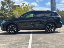 2025 Volkswagen Tiguan 195TSI R-Line