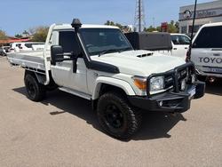 Toyota Landcruiser Military
