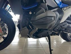 2025 BMW R 1300 R Exclusive R 1300 Blue