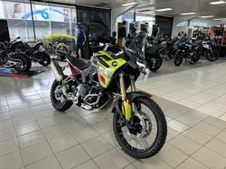 2025 BMW F 900 GS Enduro F 900 Yellow