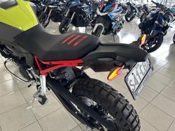 2025 BMW F 900 GS Enduro F 900 Yellow