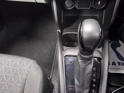 2024 Suzuki Swift Hybrid UZ Pure White