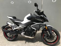 2025 CFMOTO 800NK Advance