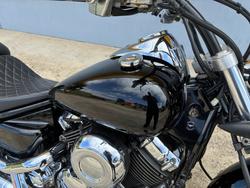 2014 Yamaha XVS650 V-STAR CUSTOM Black