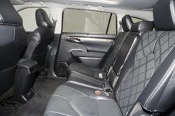 2022 Toyota Kluger Grande