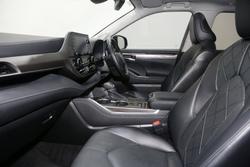 2022 Toyota Kluger Grande