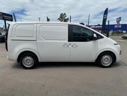 2023 Hyundai STARIA LOAD