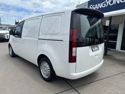 2023 Hyundai STARIA LOAD
