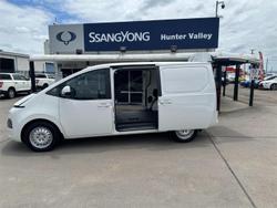 2023 Hyundai STARIA LOAD