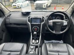 2017 Isuzu MU-X LS-T