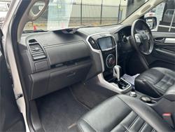 2017 Isuzu MU-X LS-T