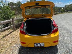 2013 Hyundai Accent Active