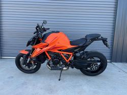 2024 KTM 1390 Super Duke R Super Duke Orange