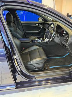 2022 Kia Stinger 330S