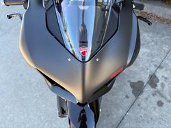 2024 DUCATI PANIGALE V2