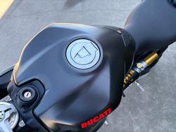 2024 DUCATI PANIGALE V2