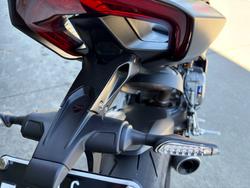 2024 DUCATI PANIGALE V2