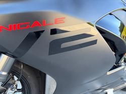 2024 DUCATI PANIGALE V2