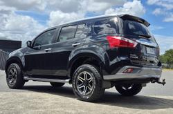2017 Isuzu MU-X LS-T MY17 4X4 Dual Range Cosmic Black