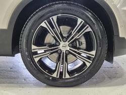 2018 Volvo XC40 T4 Inscription MY19 AWD Luminous Sand