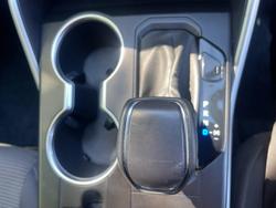 2022 Toyota Kluger GX