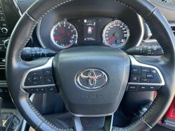 2022 Toyota Kluger GX