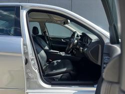 2012 Mercedes-Benz C-Class C250 BlueEFFICIENCY Avantgarde W204 MY12 Palladium silver