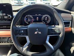 2024 Mitsubishi Outlander Exceed Tourer