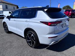 2024 Mitsubishi Outlander Exceed Tourer