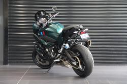 2025 BMW M 1000 XR M 1000 Green