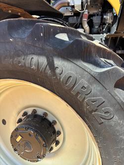 2012 Rogator 1300 Self propelled Sprayer