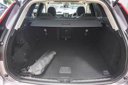 2025 Volvo XC60 Plus B5 Bright