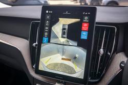 2025 Volvo XC60 Plus B5 Bright