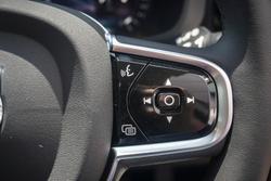 2025 Volvo XC60 Plus B5 Bright