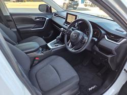 2023 Toyota RAV4 GXL