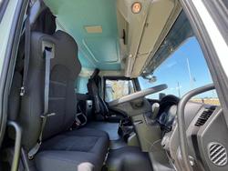 2025 Iveco S-Way AT460